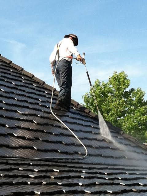 Roof Pressure Washing